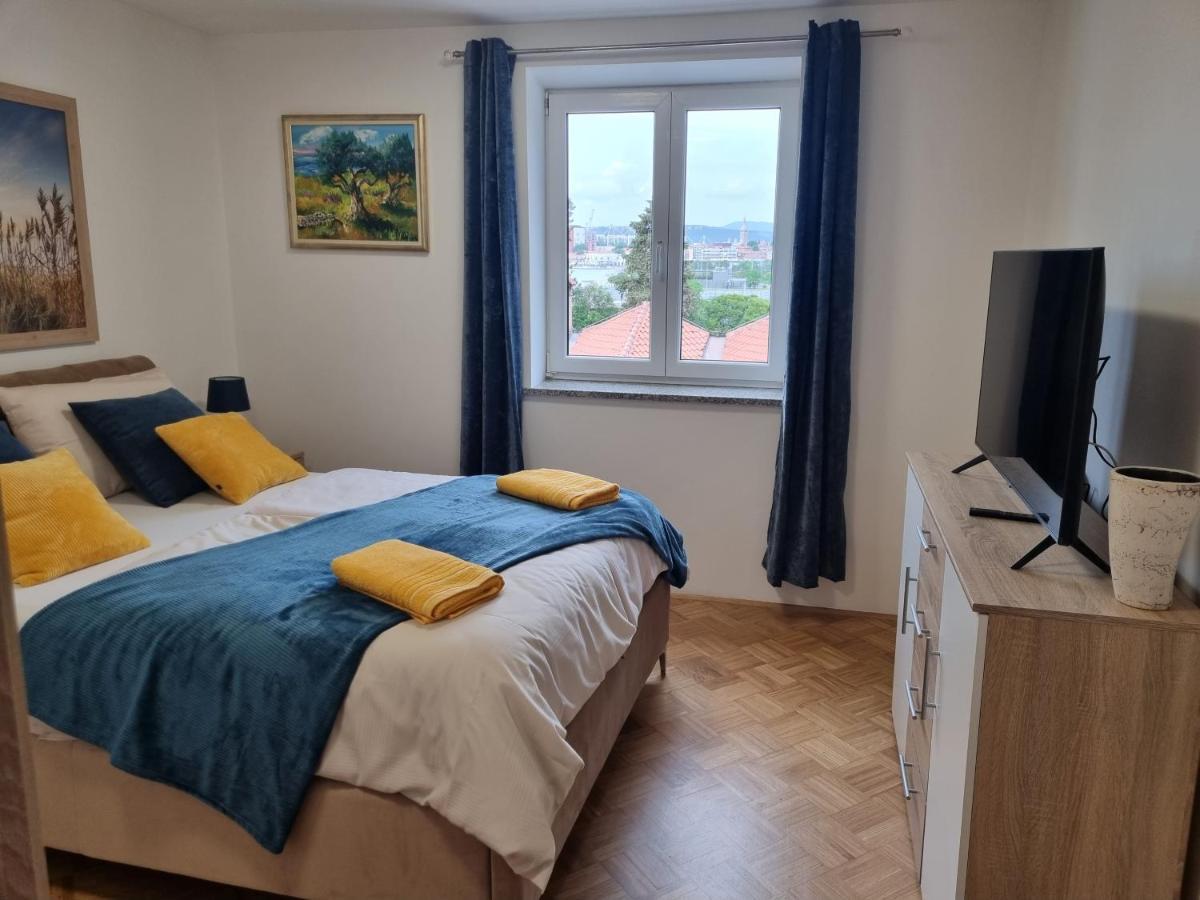Apartma Lumas Koper Bagian luar foto